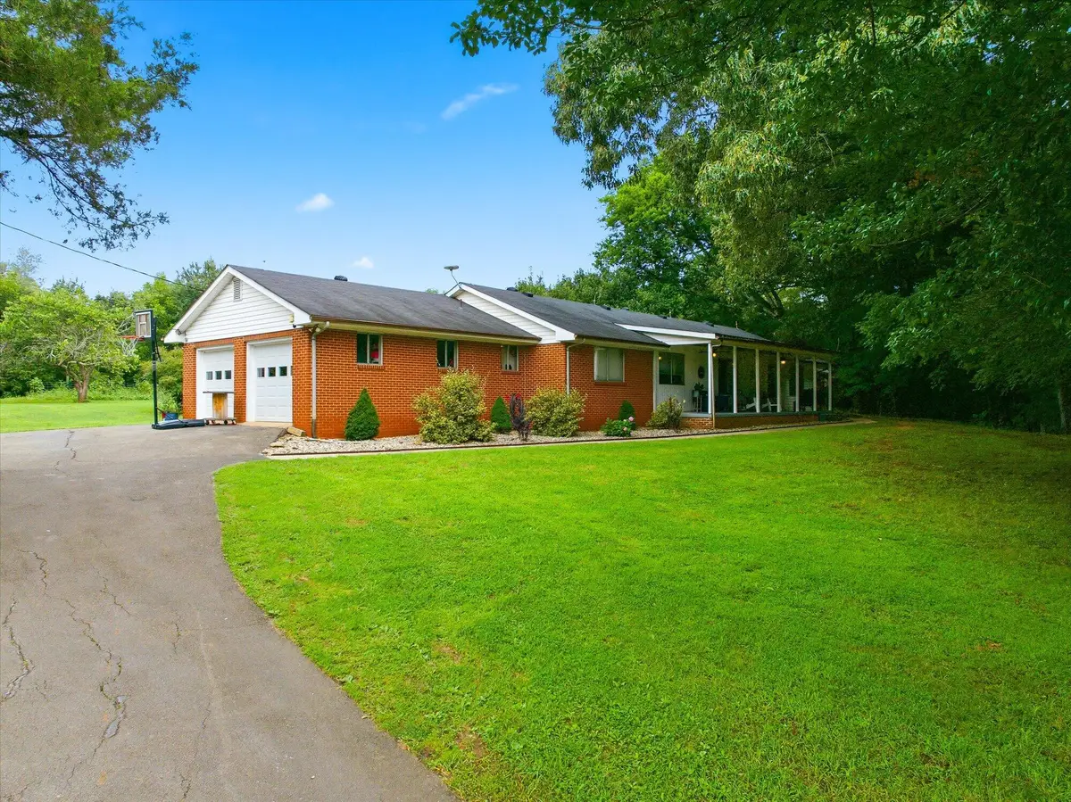 3864 U.s. 11, Riceville, TN 37370 - #1