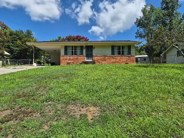 521 E Sunset Drive, Athens, TN 37303