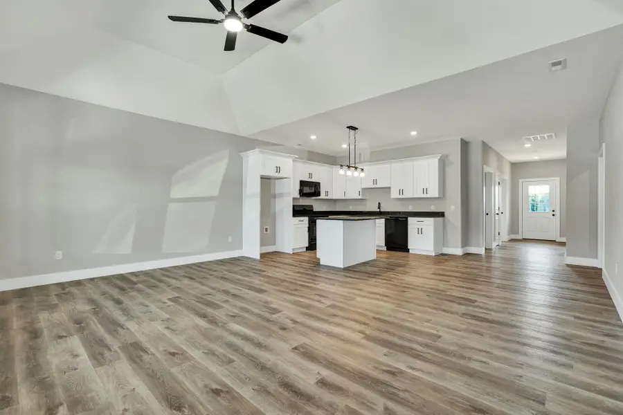 1090 Congress Parkway N, Athens, TN 37303 - #3