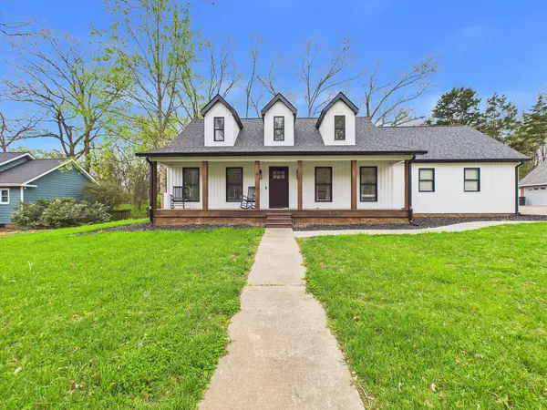 1313 English Lane, Athens, TN 37303