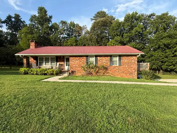 4394 Back Valley Road, Evensville, TN 37332