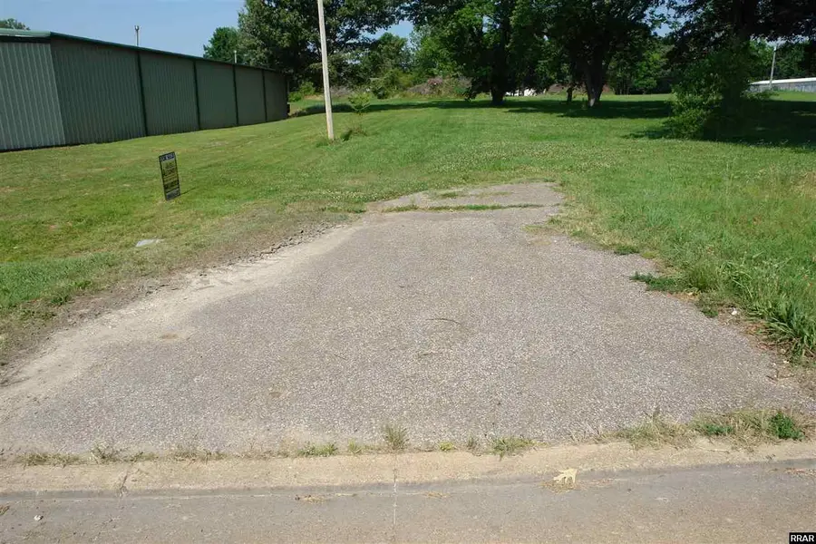 828 Lindell, Martin, TN 38237 - #3