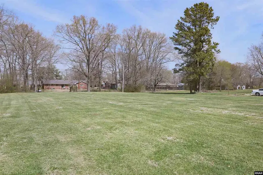 198 Hunt, Dresden, TN 38225 - #2