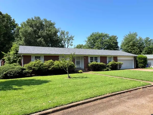 102 Cherry, Martin, TN 38237-3306