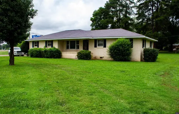 933 University, Martin, TN 38237
