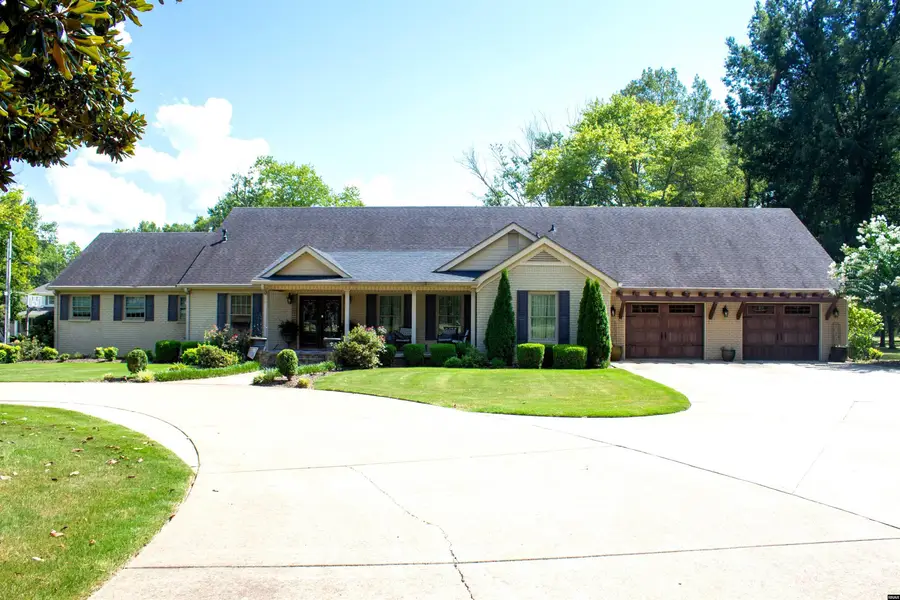 1319 Honeysuckle, Union City, TN 38261 - #2