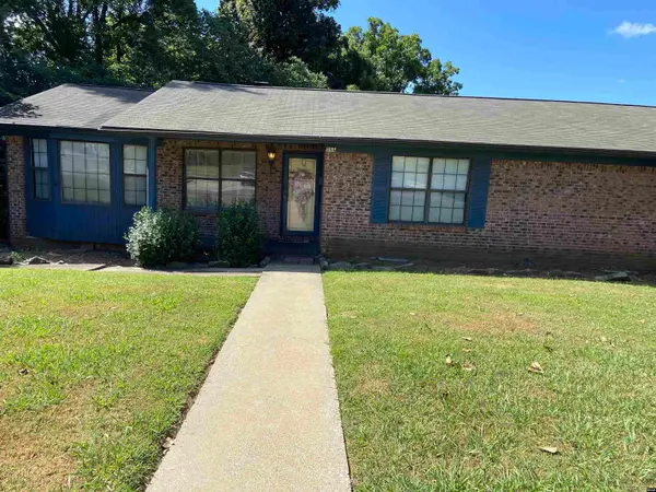 115 E. Wellington, Hickman, KY 42050