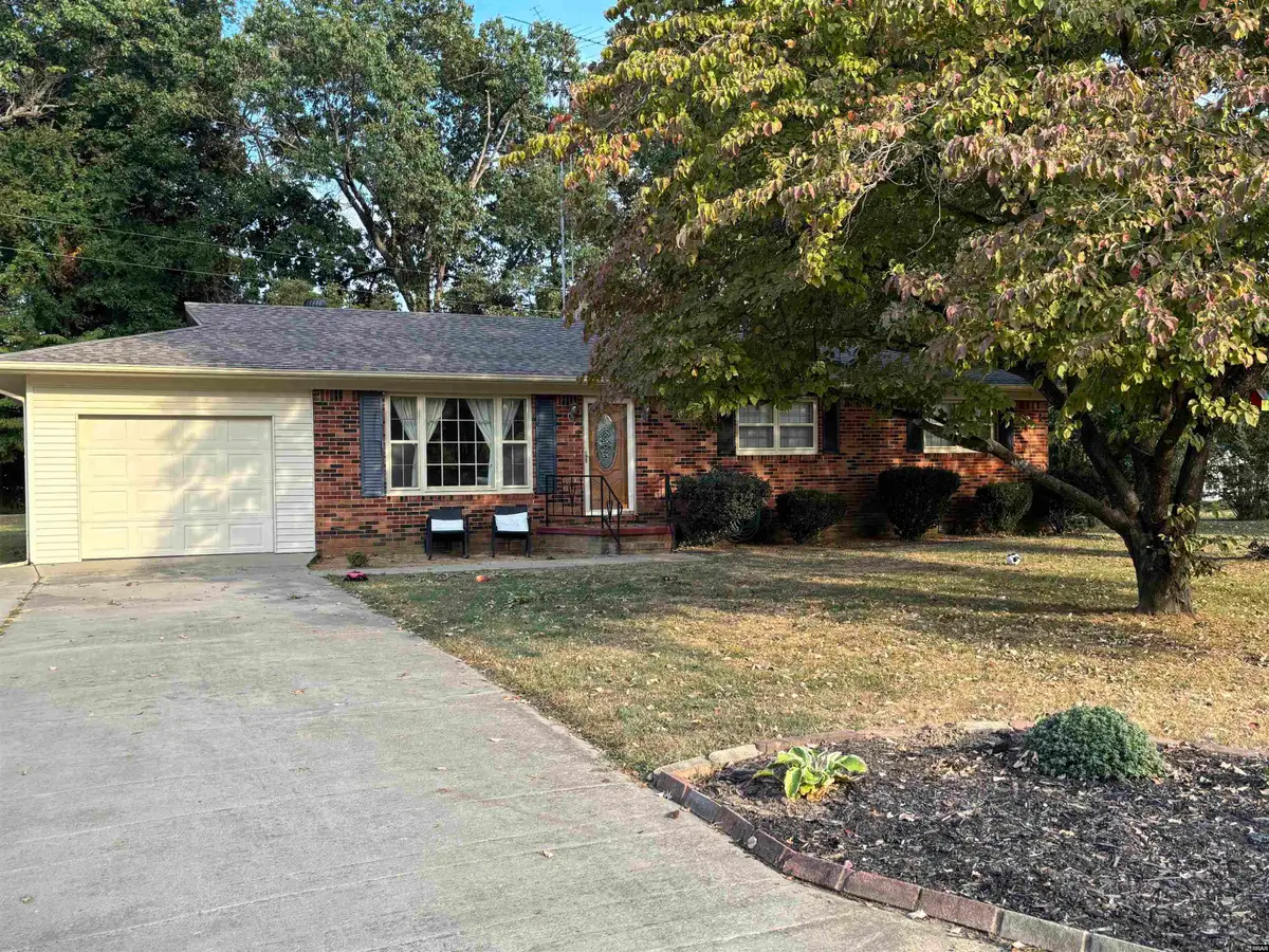 1127 Magnolia Dr., Fulton, KY 42041 - Image #1