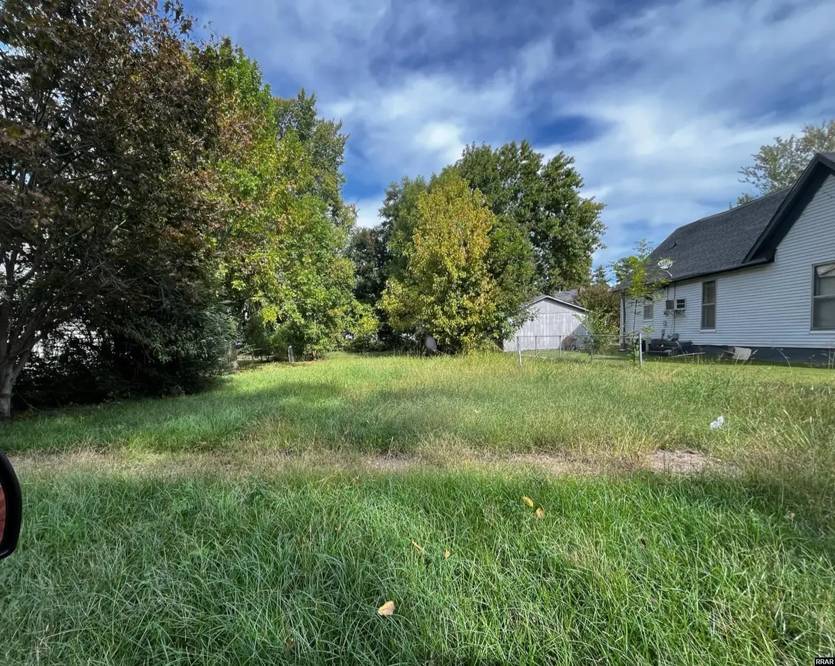 420 Gibbs St, Union City, TN 38261 - Image #1