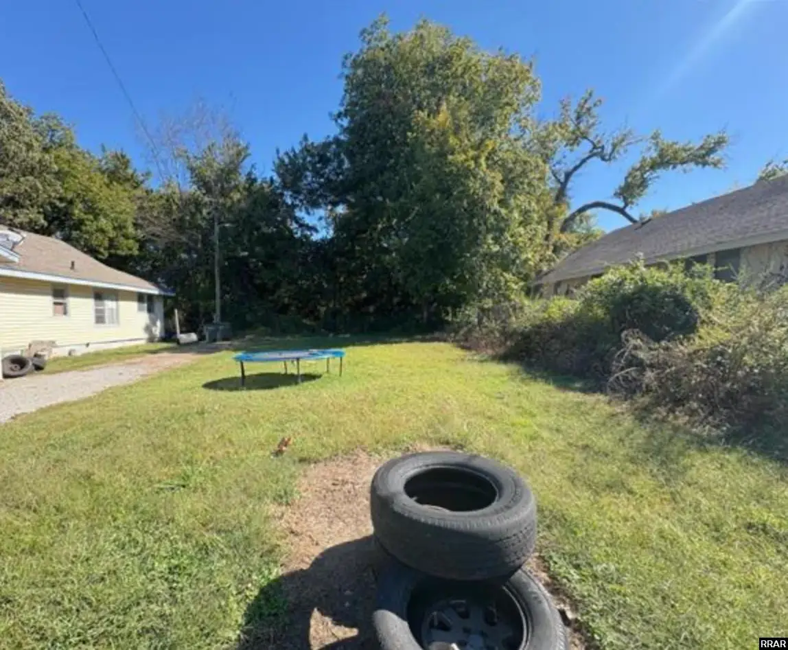 1015 N Division St, Union City, TN 38261 - Image #1