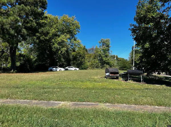 632 College St, Union City, TN 38261