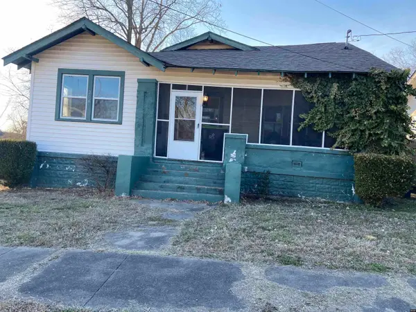 204 Jackson, Fulton,  42041