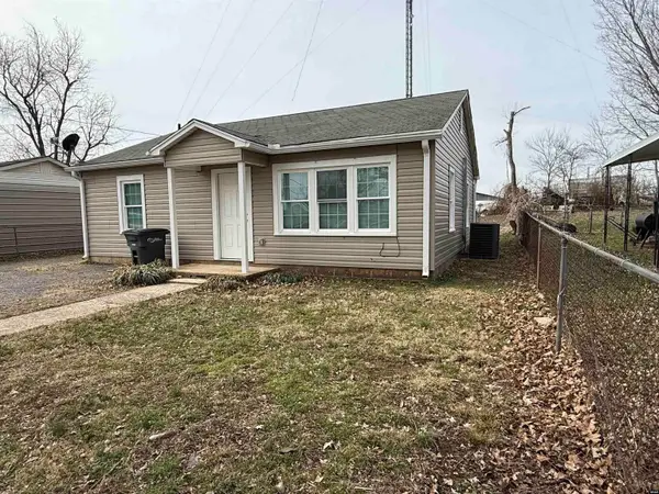 1129 Fourth, Union City, TN 38261