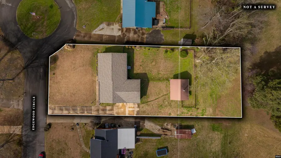 648 Edgewood Circle, Dresden, TN 38225 - #3