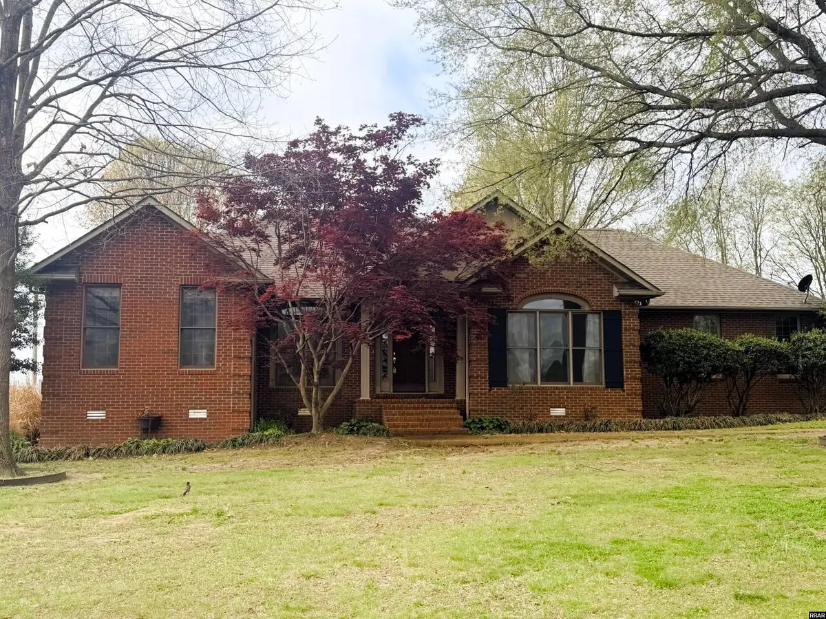 1605 Julie, Union City, TN 38261 - #1