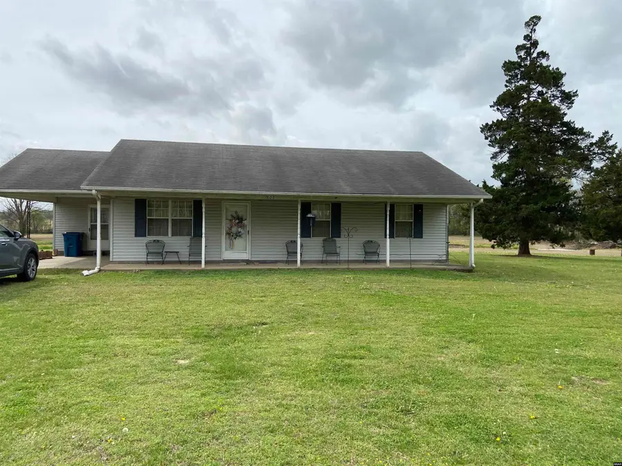 1809 Moscow, Hickman, KY 42050 - #2