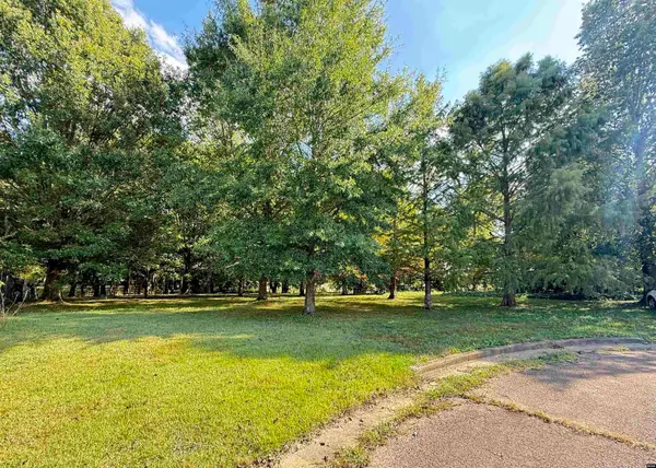 Mosswood, Union City, TN 38261