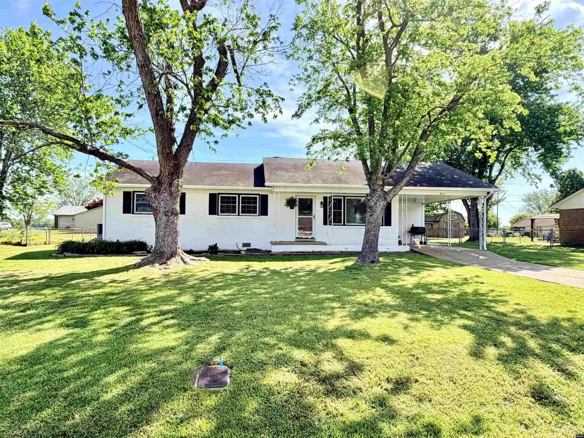 864 Gum, Union City, TN 38261 - #1