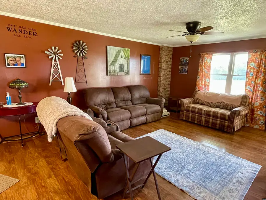 1832 Old Gardner, Martin, TN 38237 - #3