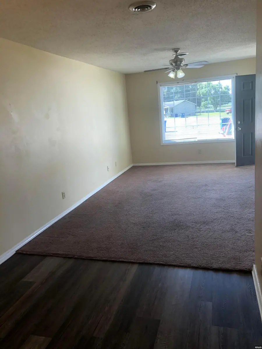 125-127 Ivie, Martin, TN 38237 - #2