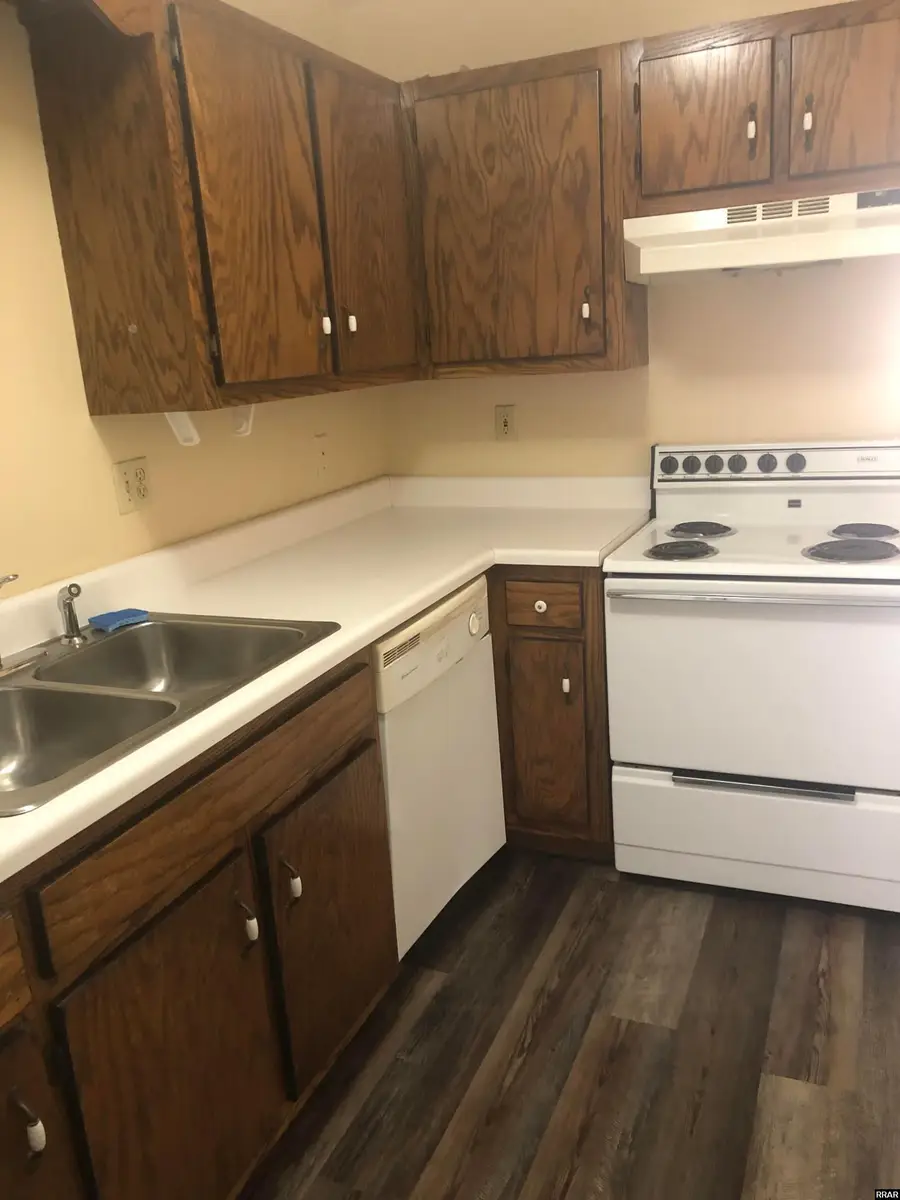 125-127 Ivie, Martin, TN 38237 - #3