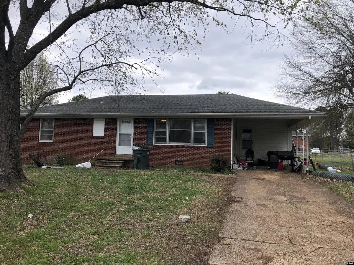 1076 Highland, Union City, TN 38261 - #1