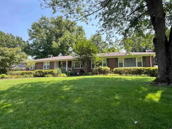 113 Lone Oak, Martin, TN 38237-3516