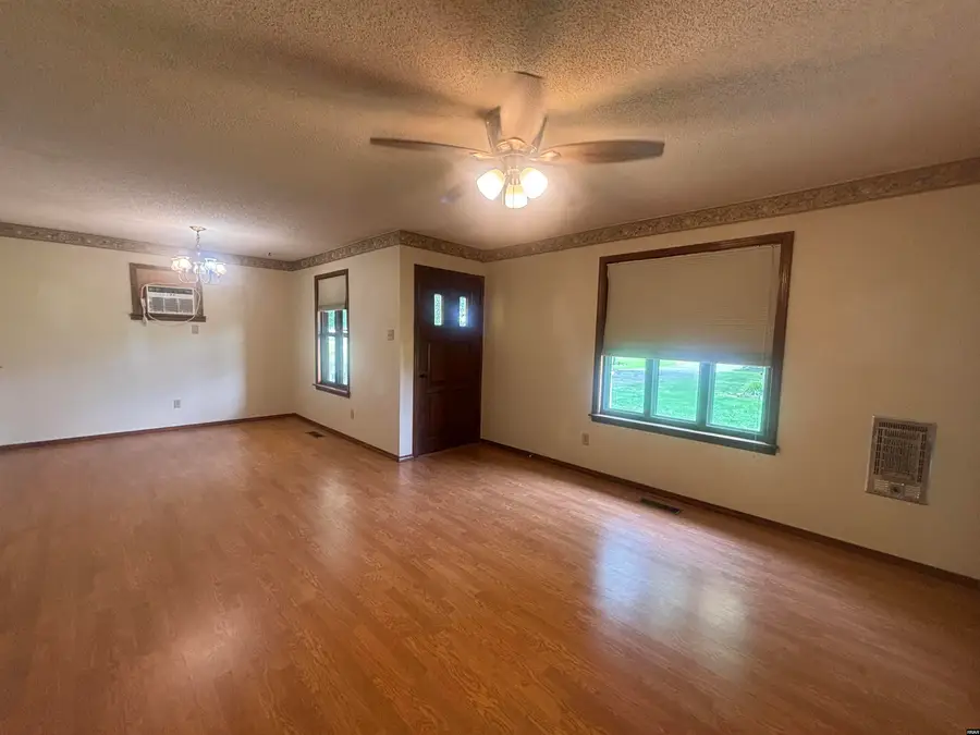 5834 St. Rt. 94 E, Fulton, KY 42041 - #2