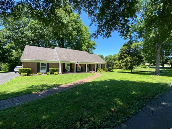 104 So. Henderson, Fulton, KY 42041-9999
