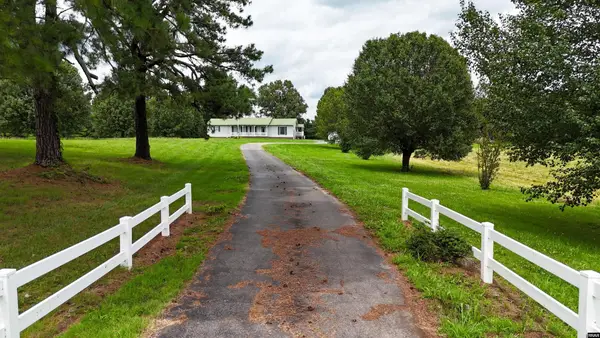 3245 Highway 124, Greenfield, TN 38230