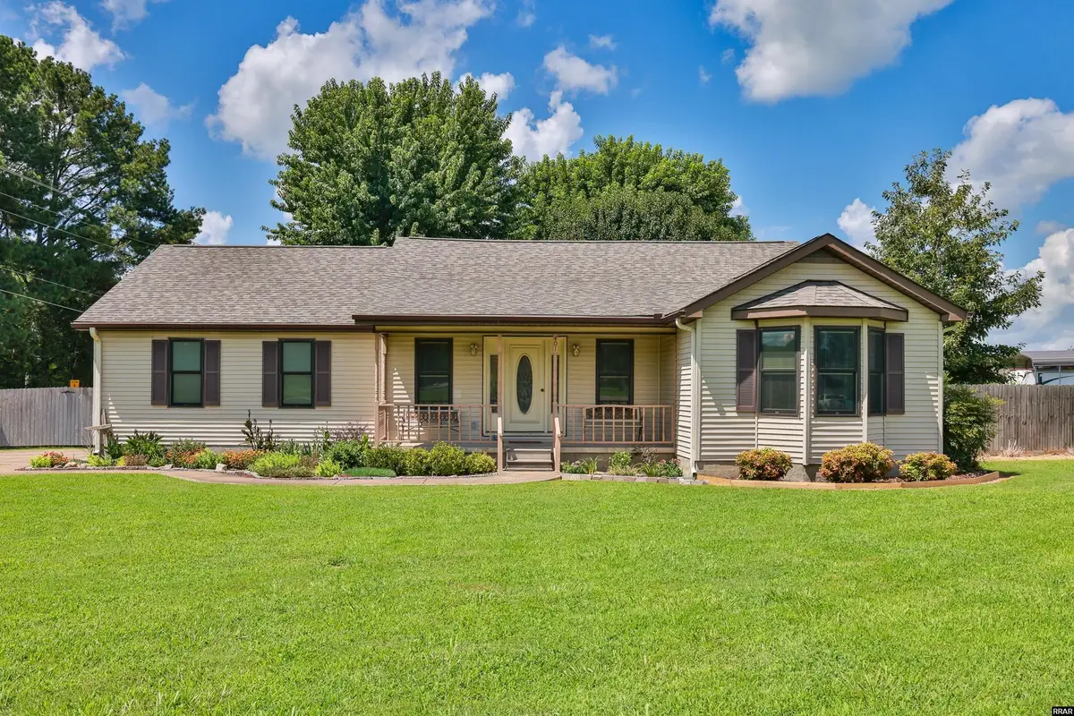 401 Mount Pelia Rd, Martin, TN 38237 - #1