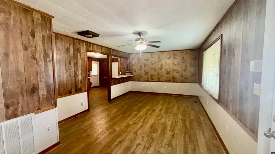 218 Glass, Hornbeak, TN 38232 - #3