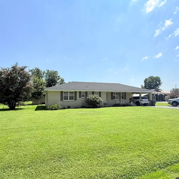 1510 Main, Obion, TN 38240