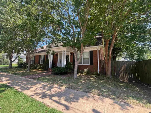 305 Park, Fulton, KY 42041