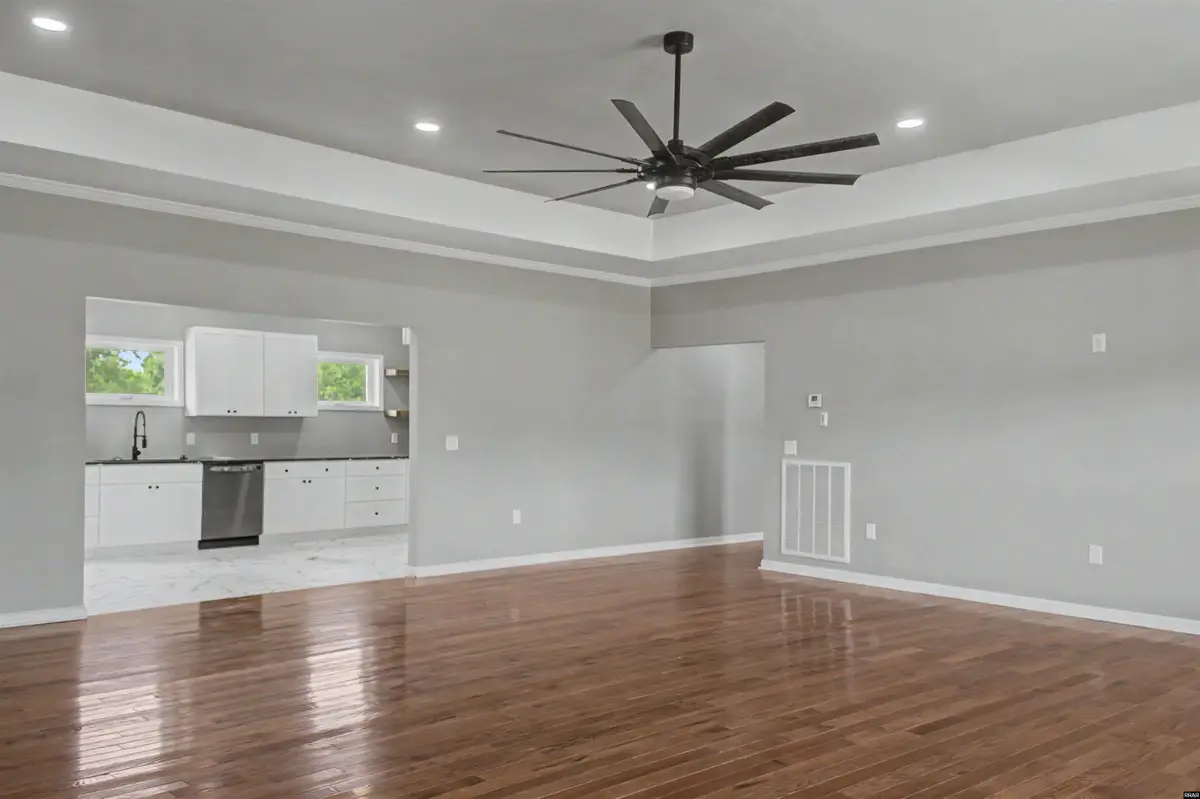 221 Wilma, Union City, TN 38261 - #1