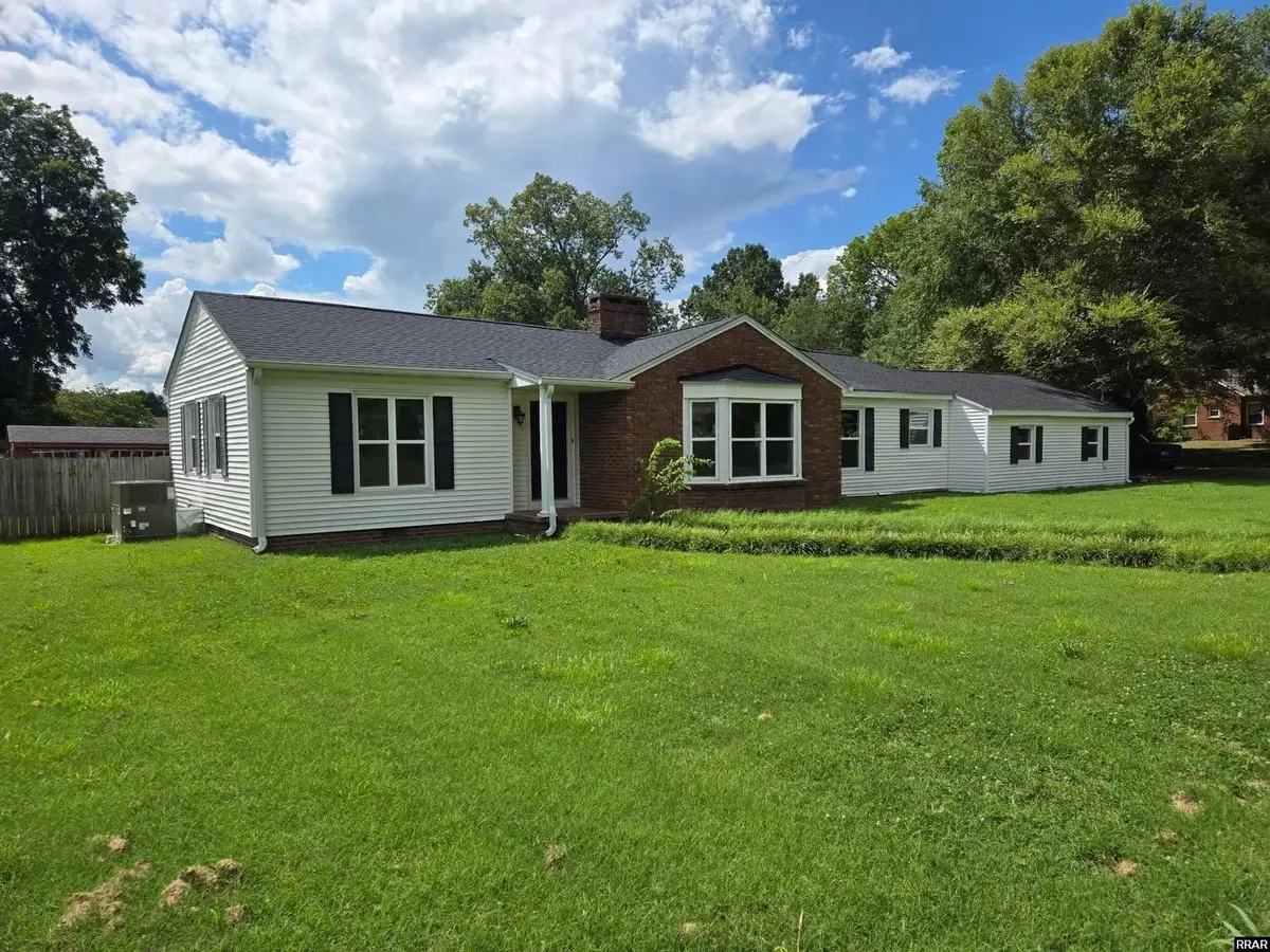 901 Home, Union City, TN 38261-5215 - #1