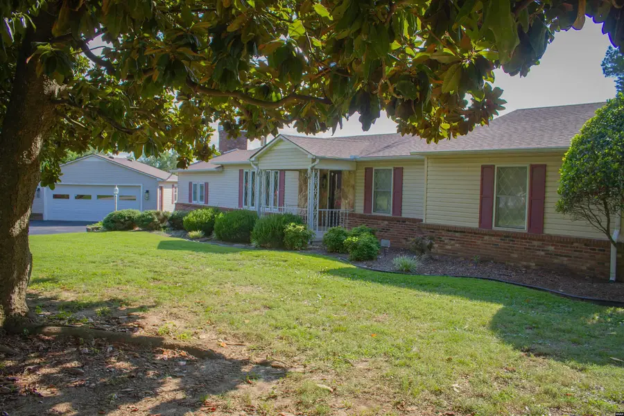 1190 Cypress Creek Rd, Martin, TN 38237 - #2