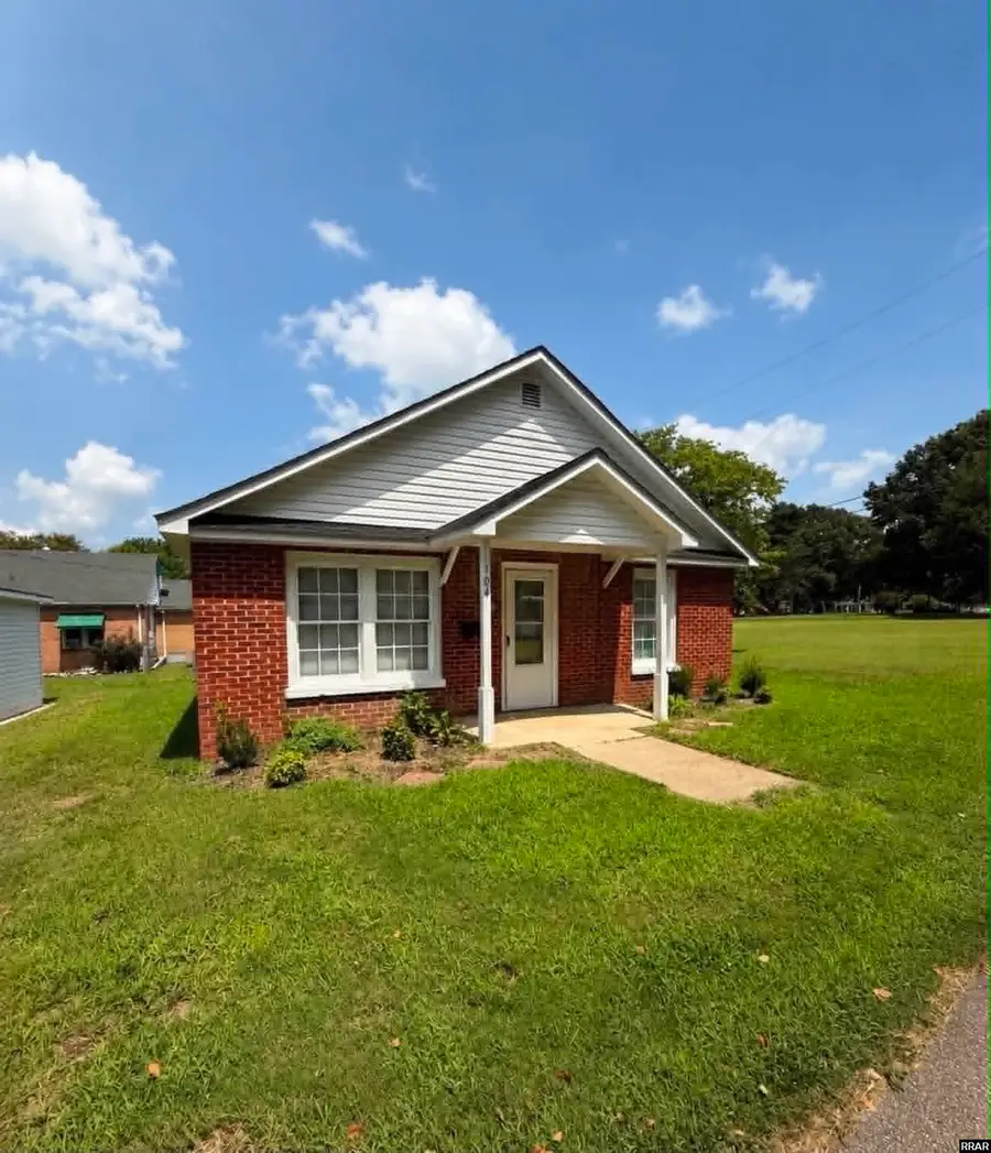 104 Park, Martin, TN 38237 - #2