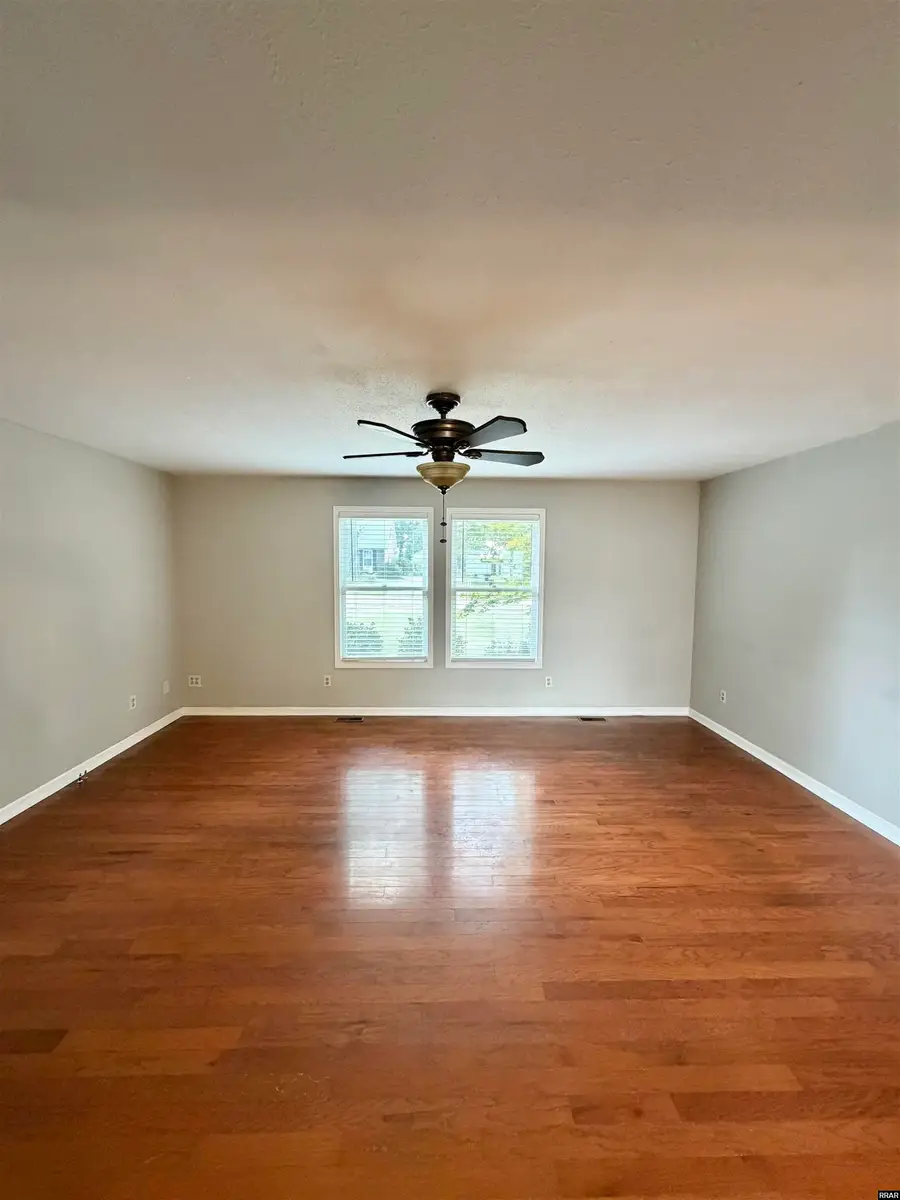 111 Thornoak Dr, Martin, TN 38237 - #3