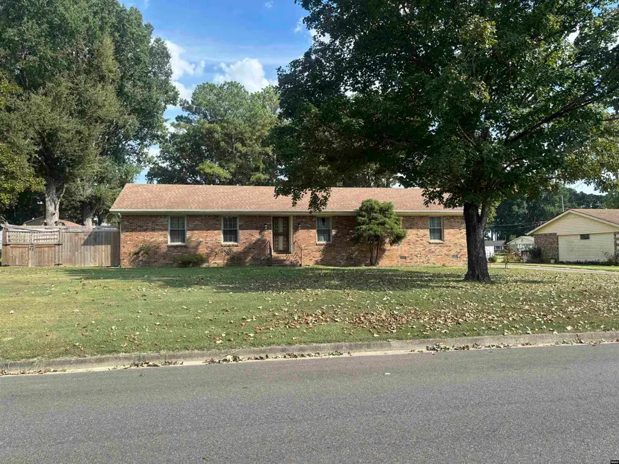 1808 Wedgewood Drive, Union City, TN 38261 - #2
