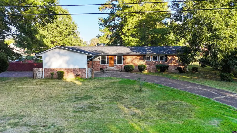 429 College St, Martin, TN 38237 - #2