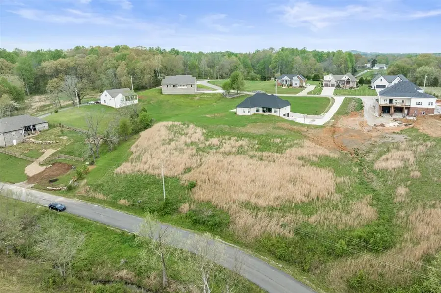 612 Thompson Creek Ln, Cookeville, TN 38506 - Image #2