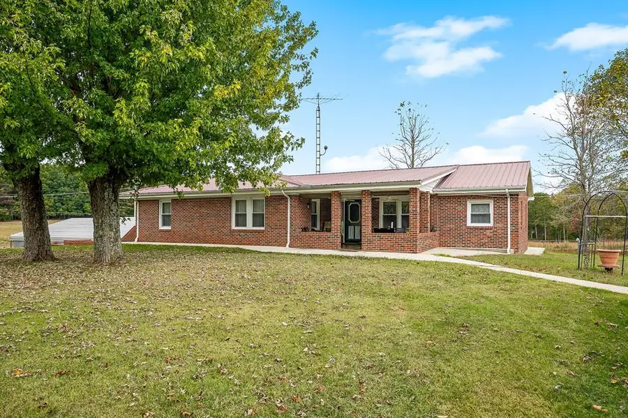 850 Wesley Chapel Rd, Sparta, TN 38583 - Image #2