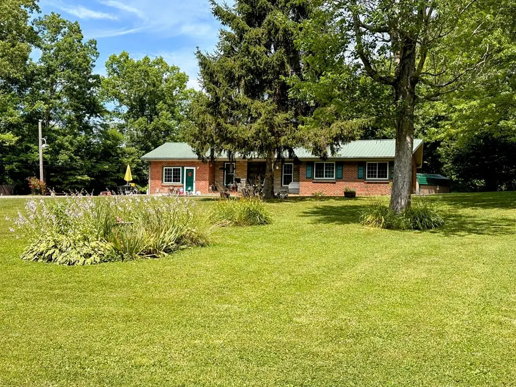 1065 Star Point Rd, Jamestown, TN 38556 - #1