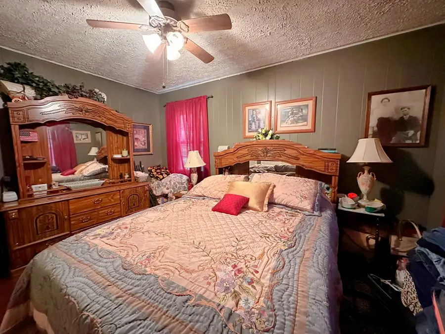 1065 Star Point Rd, Jamestown, TN 38556 - #3
