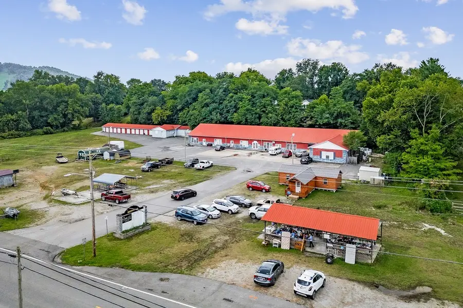 550 N North Church, Livingston, TN 38570 - Image #2