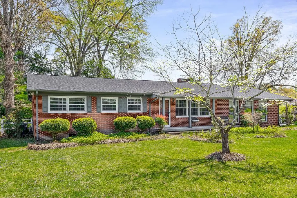 1215 Meadow Rd, Cookeville, TN 38501 - Image #1