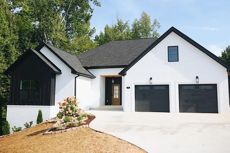 31 W Cemetery Rd, Cookeville, TN 38506 - Image #2