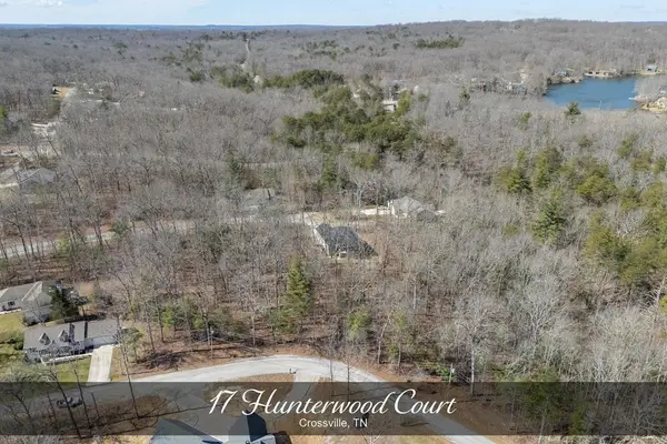 17 Hunterwood Court, CROSSVILLE, TN 38558