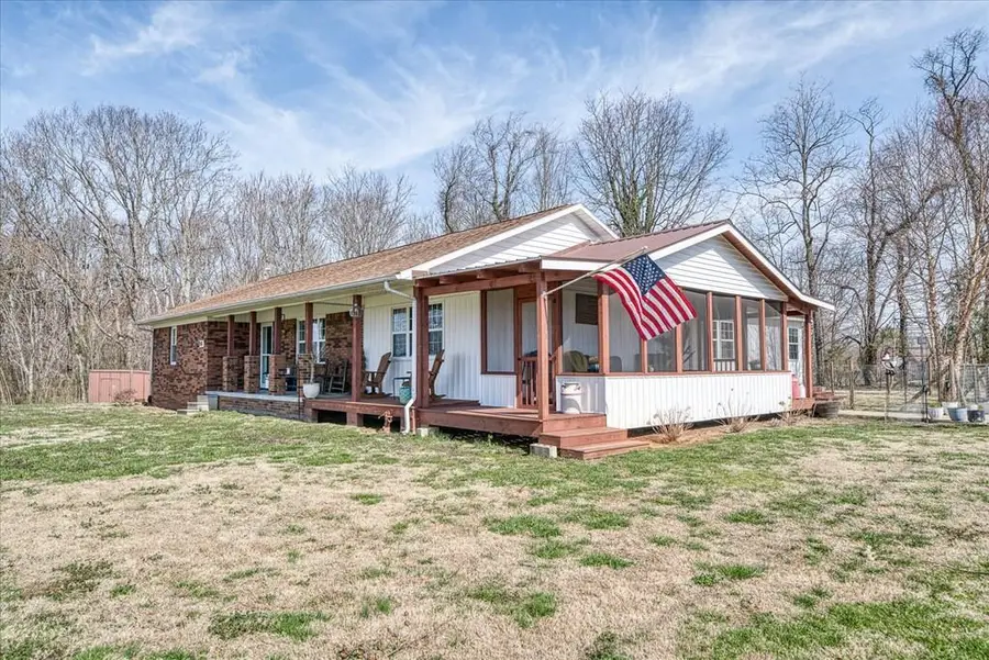 1511 Jones Chapel Rd, Byrdstown, TN 38549 - Image #2